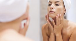 Deal effectively with wrinkles by visiting a dermatologist